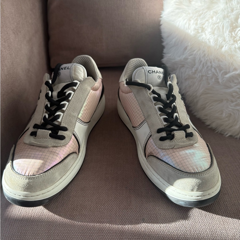 CHANEL CC Suede & Calfskin Sneakers,Size 38.5 (Fits US 8.5/EU 39)Pink/Grey/White - Picture 12 of 15